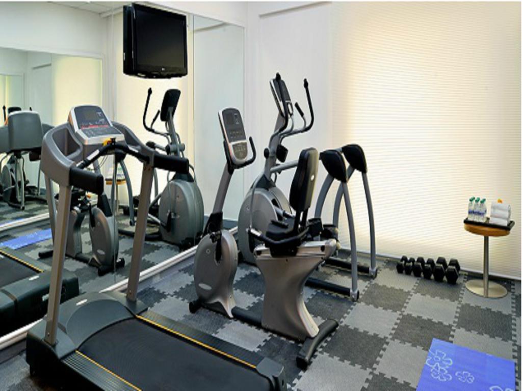 Park Inn By Radisson New Delhi Ip Extension Экстерьер фото